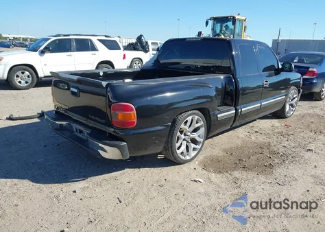2001 Chevrolet Silverado 1500 Ls из США, поврежденный, VIN 2GCEC19VX11142637